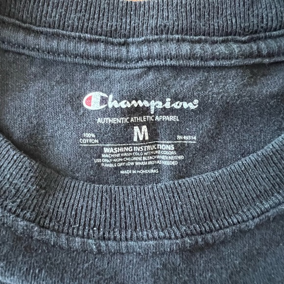 Champion University of Washington long sleeve - Picture 4 of 4